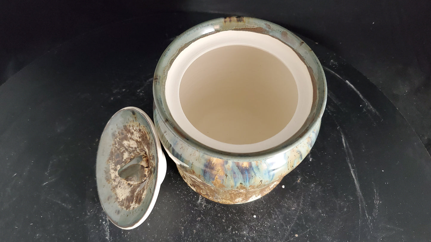 Drippy Jar/Urn - 5"t