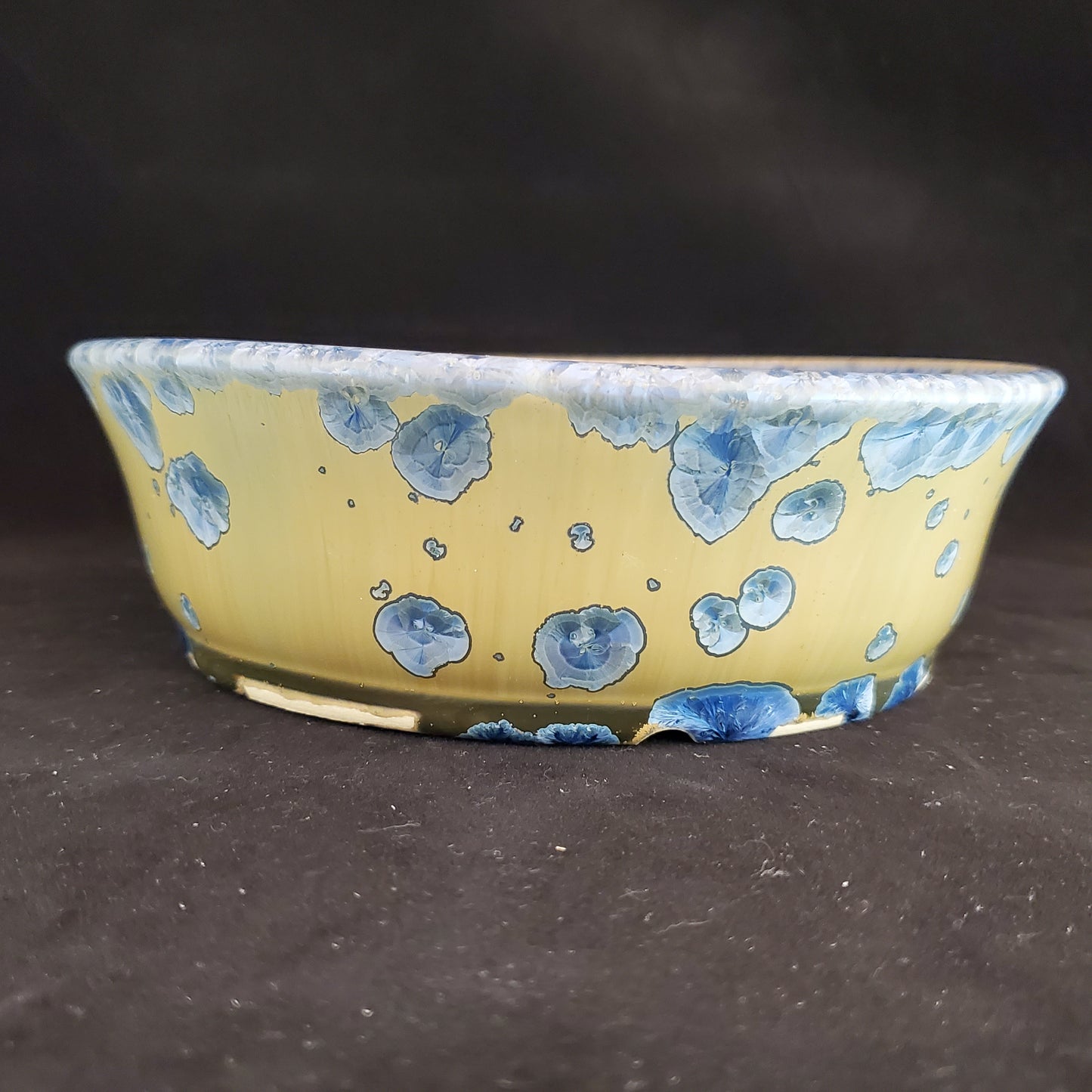Bonsai Pot Round 10-22-1011