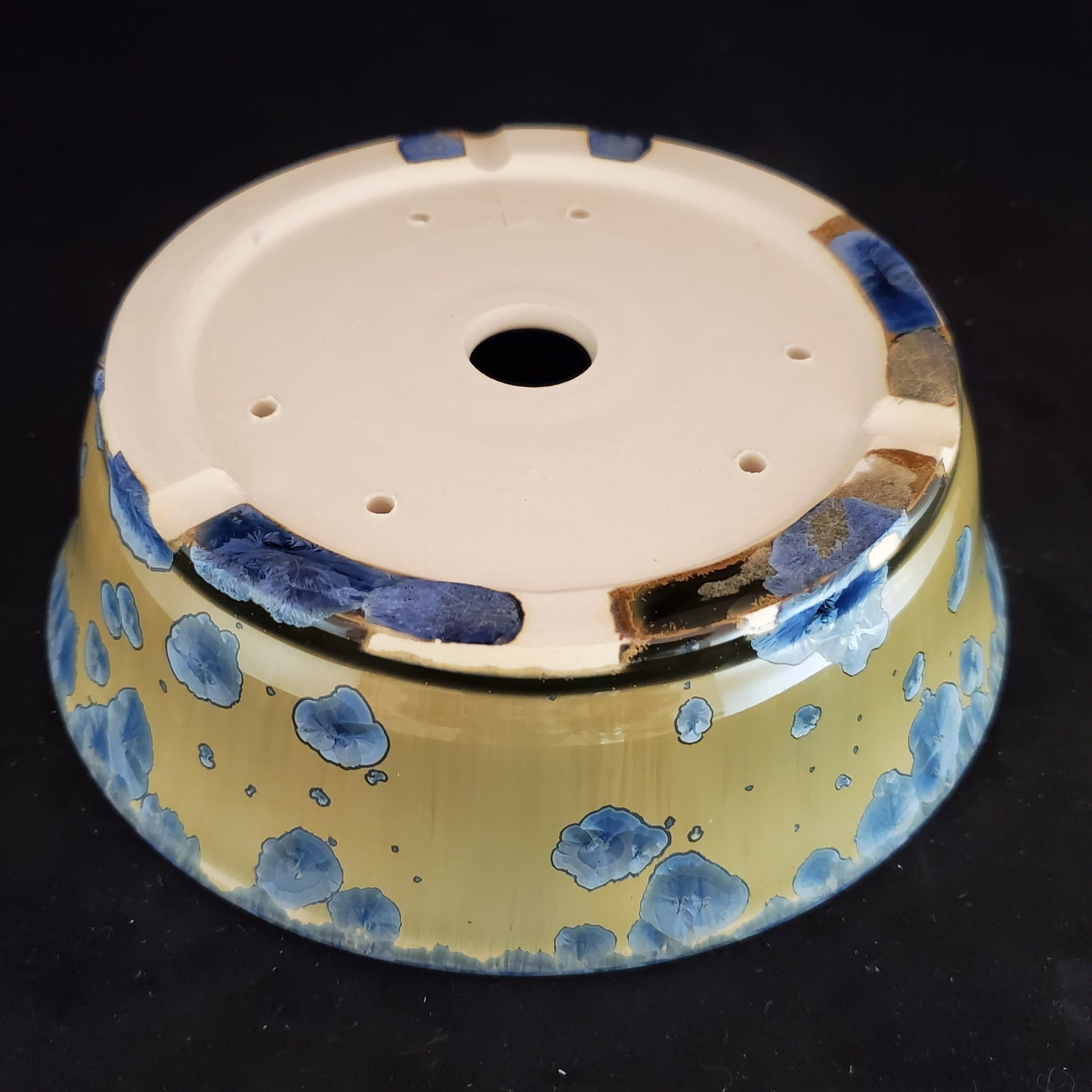 Bonsai Pot Round 10-22-1011