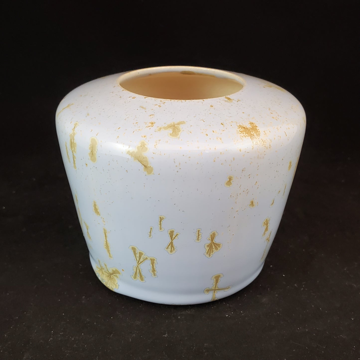 Crystalline Vase - 3.5"t x 4"w