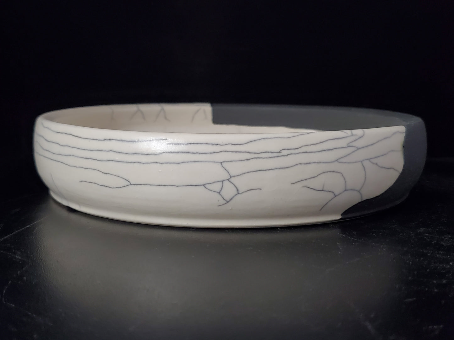 Bonsai Pot Round 8-24-1494  8"w x 1.5"t