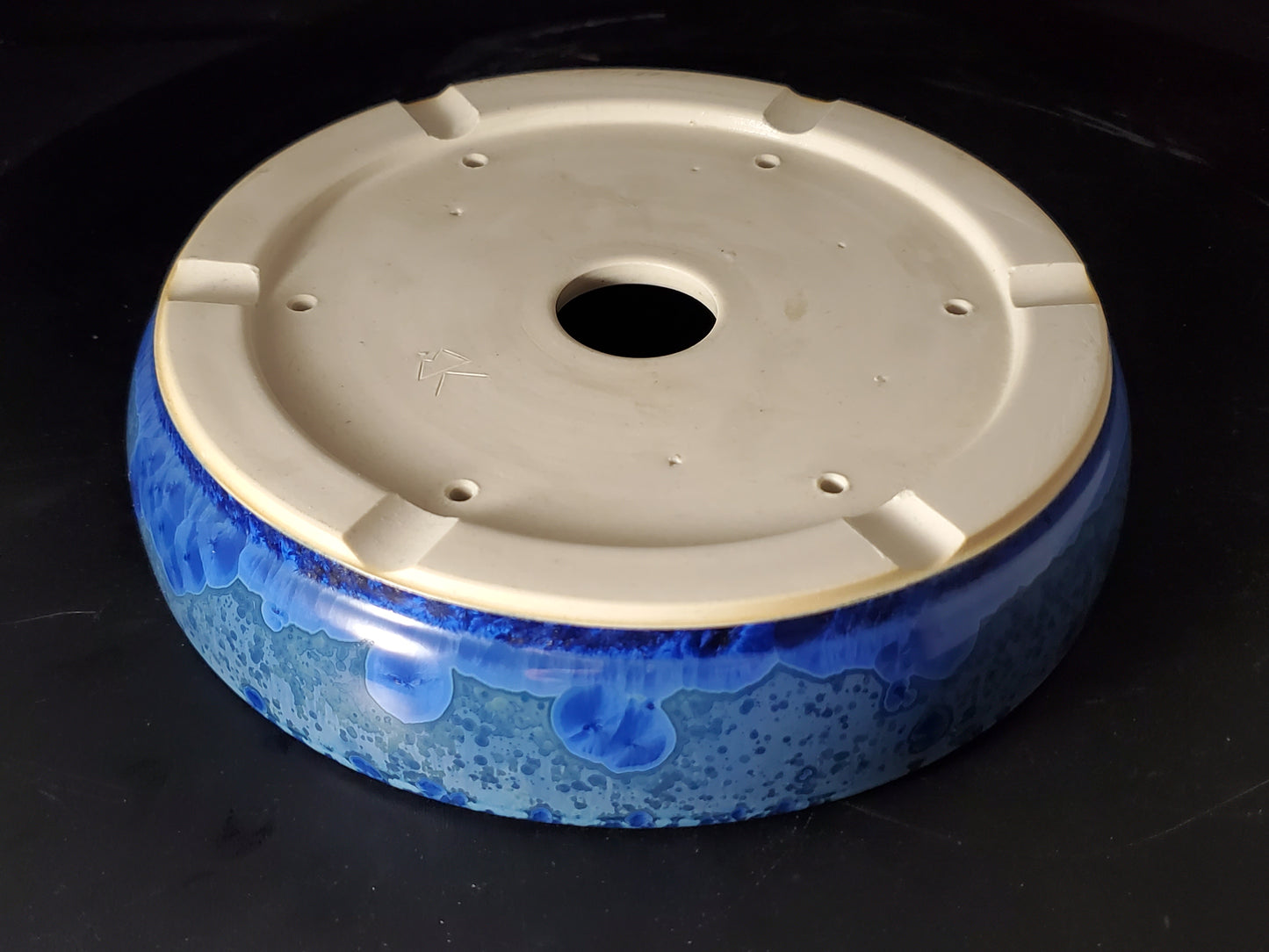 Bonsai Pot Round 10-24-1536  8"w x 1.75"t