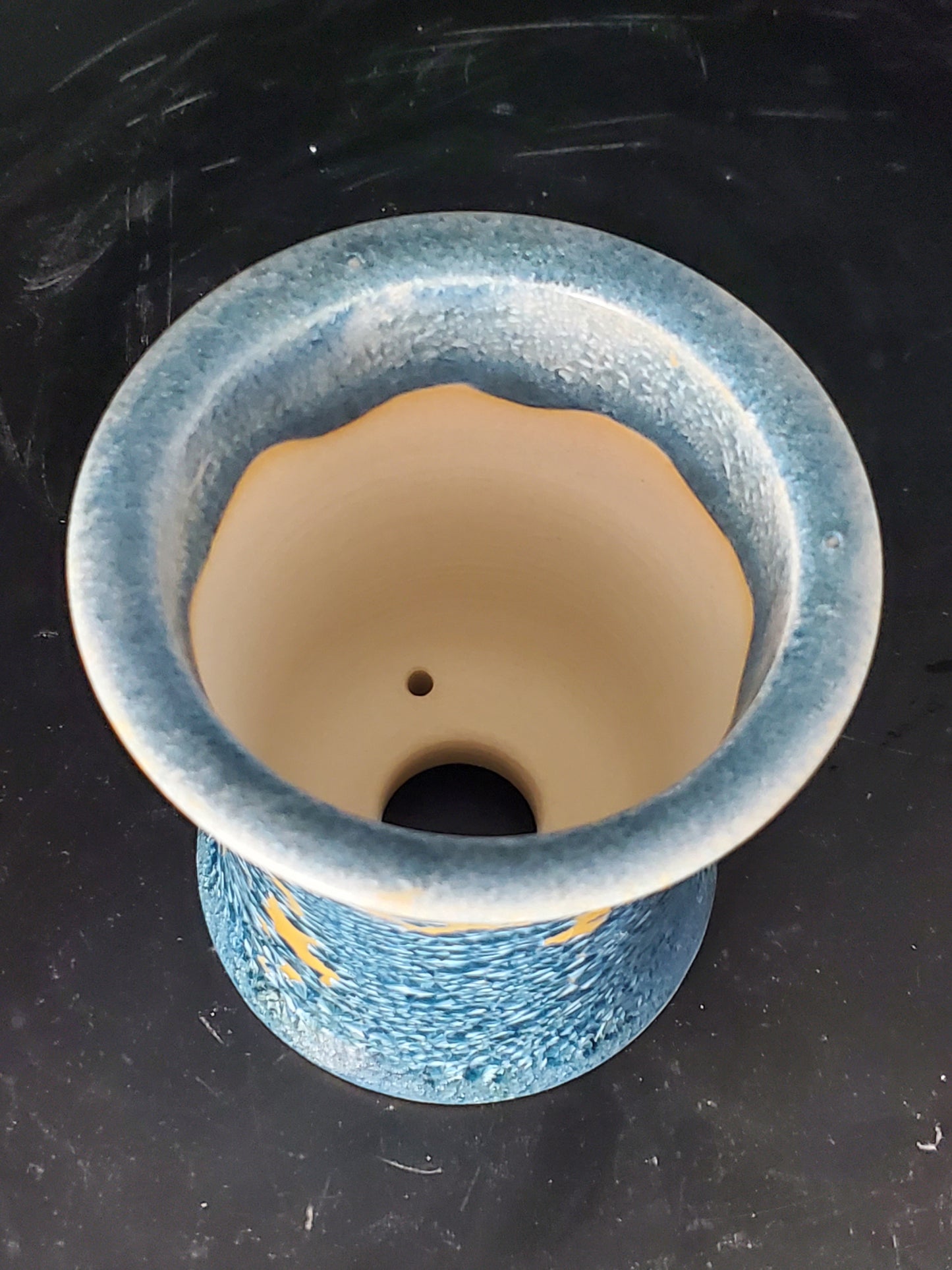 Bonsai Pot Round 10-24-1541  4.25"w x 4.25"t