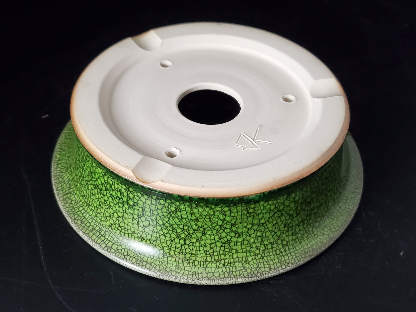 Bonsai Pot Round 10-24-1547  6"w x 1.5"t