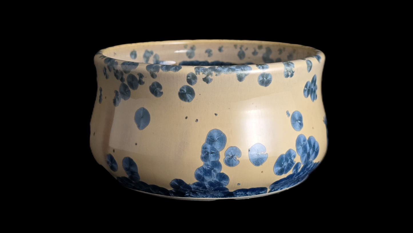 Bonsai Pot, Creamy Crystalline Round 1-26 - 5" X 2.5"