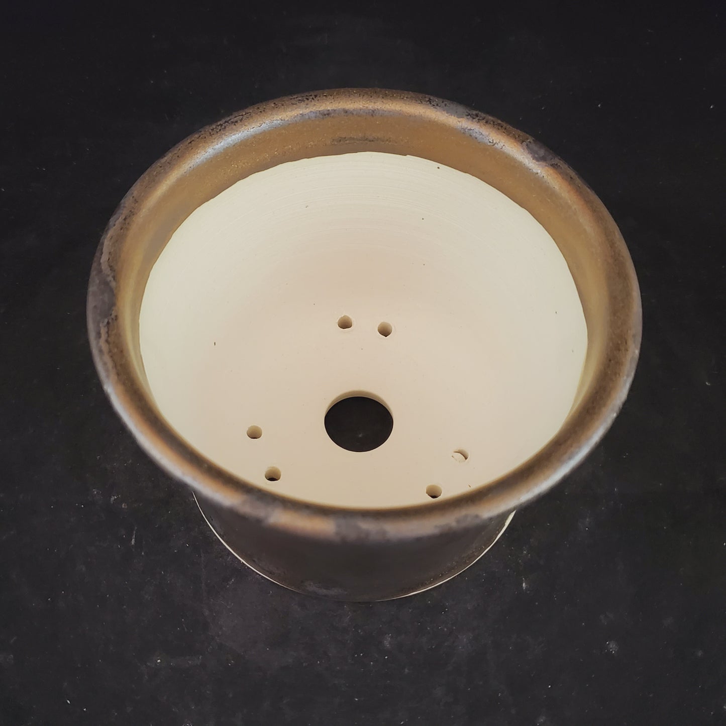 Bonsai Pot Round 2-23-1029 [5x3]